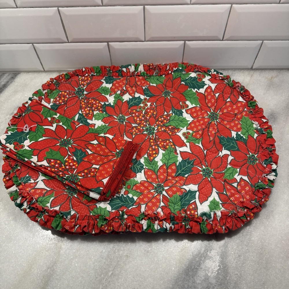 Set Of 4 Vintage Poinsetta‎ Placements with Matching Napkins Christmas